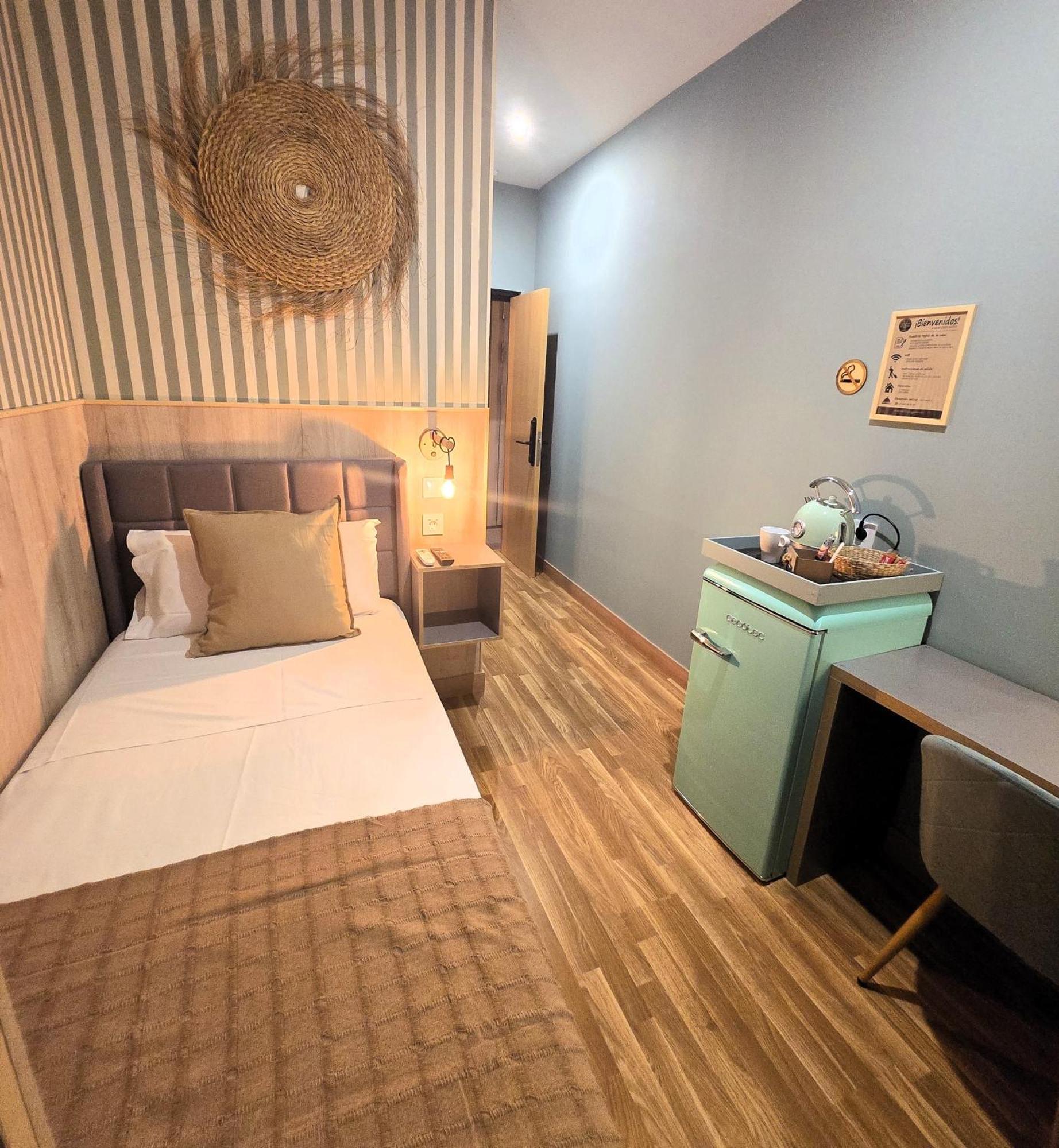 Luxury Green Hostal Madrid Gran Via Buitenkant foto